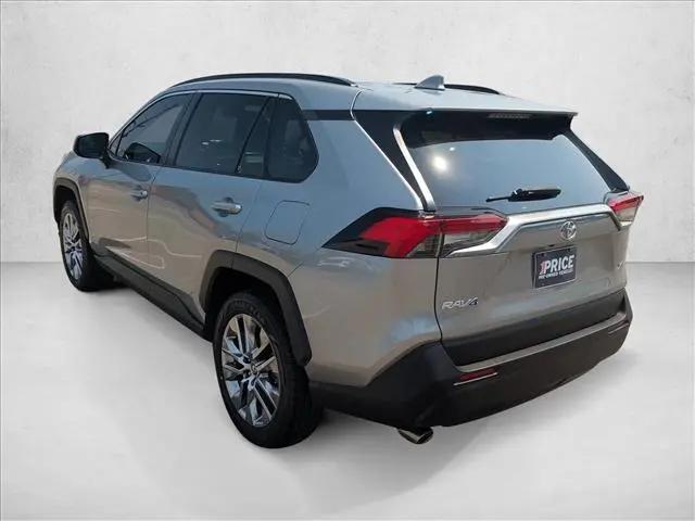 2020 Toyota RAV4 XLE Premium