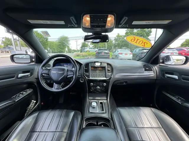 2016 Chrysler 300 300S