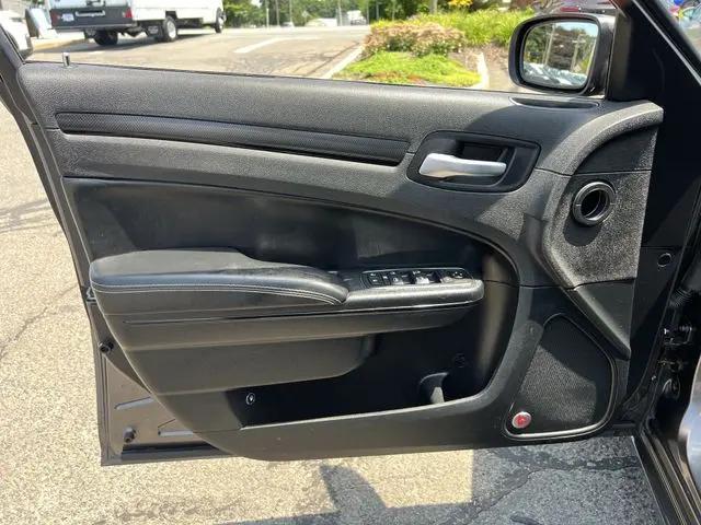 2016 Chrysler 300 300S