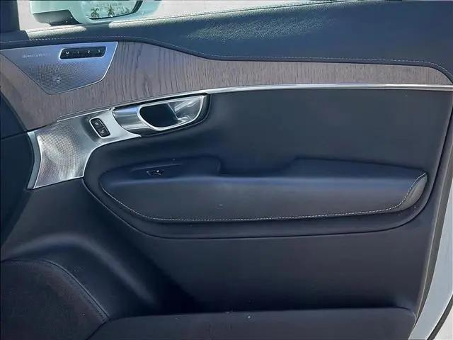 2021 Volvo XC90 T6 Inscription 7 Passenger