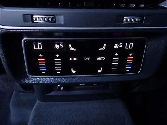 2021 Audi Q8 Prestige 55 TFSI quattro Tiptronic