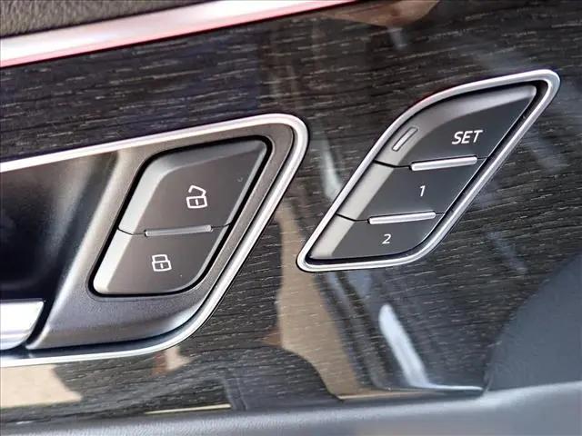 2021 Audi Q8 Prestige 55 TFSI quattro Tiptronic