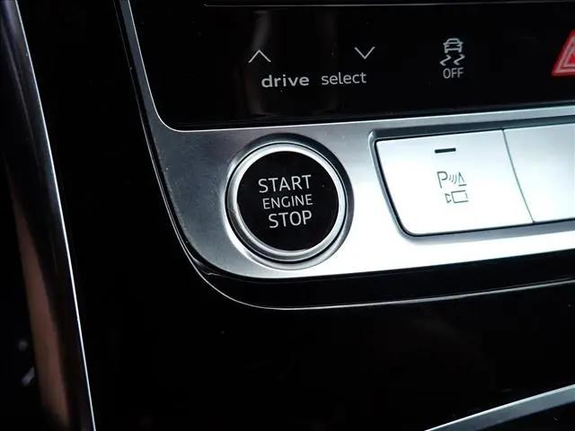 2021 Audi Q8 Prestige 55 TFSI quattro Tiptronic