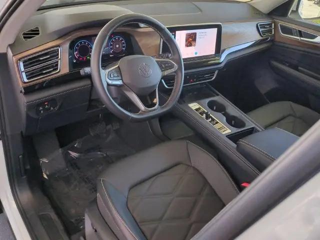 2026 Volkswagen Atlas SE