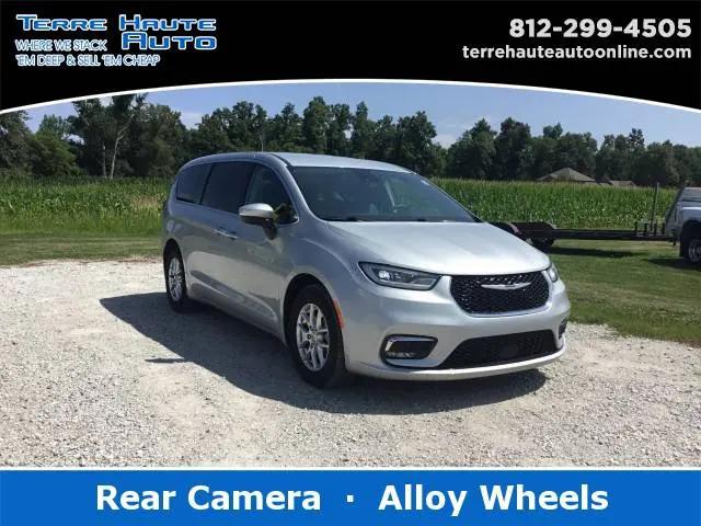 2023 Chrysler Pacifica Touring L for sale in Terre Haute, IN