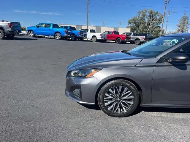 2024 Nissan Altima SV FWD