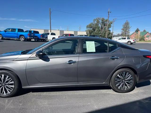 2024 Nissan Altima SV FWD