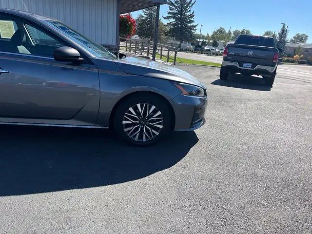 2024 Nissan Altima SV FWD