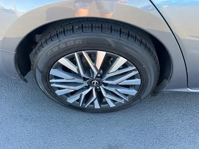 2024 Nissan Altima SV FWD