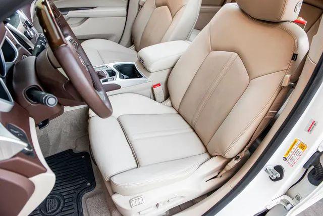 2012 Cadillac SRX Luxury Collection