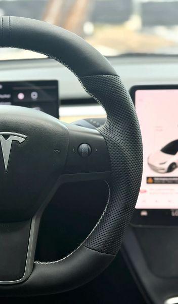 2021 Tesla Model 3 Standard Range Plus Rear-Wheel Drive