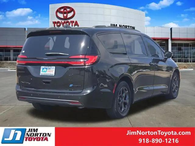 2021 Chrysler Pacifica Hybrid Limited