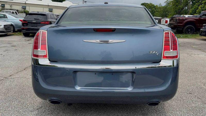 2011 Chrysler 300 300C