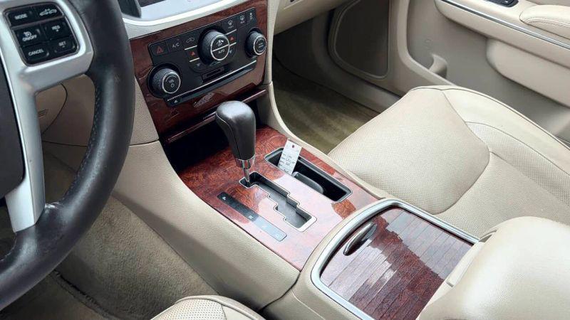 2011 Chrysler 300 300C