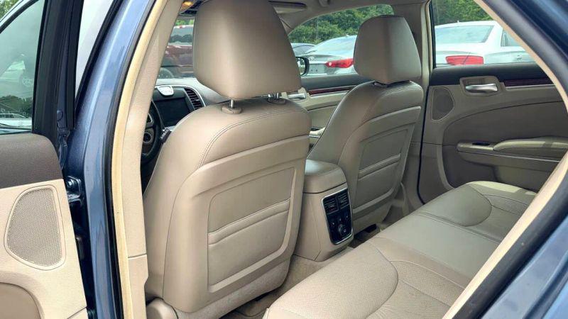 2011 Chrysler 300 300C