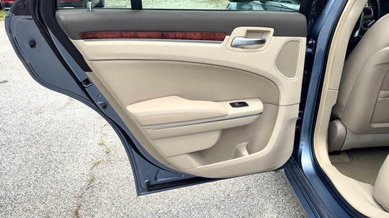 2011 Chrysler 300 300C