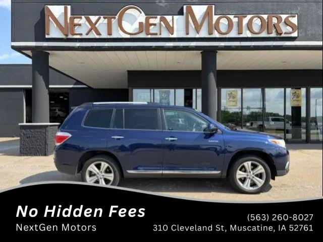 2013 Toyota Highlander Limited V6 for sale in Muscatine, IA