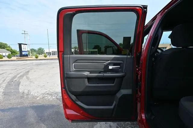 2026 Ram 2500 Big Horn Crew Cab 4x4 64 Box