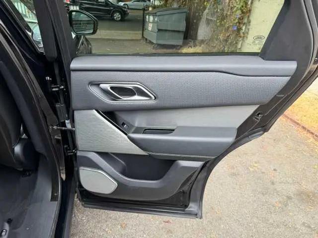 2018 Land Rover Range Rover Velar P250 SE R-Dynamic