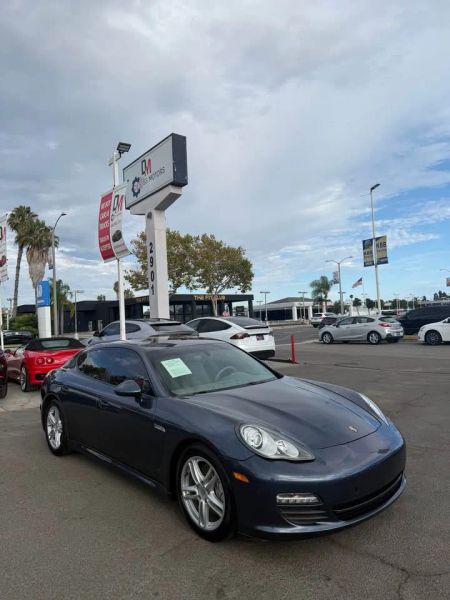 2011 Porsche Panamera Base