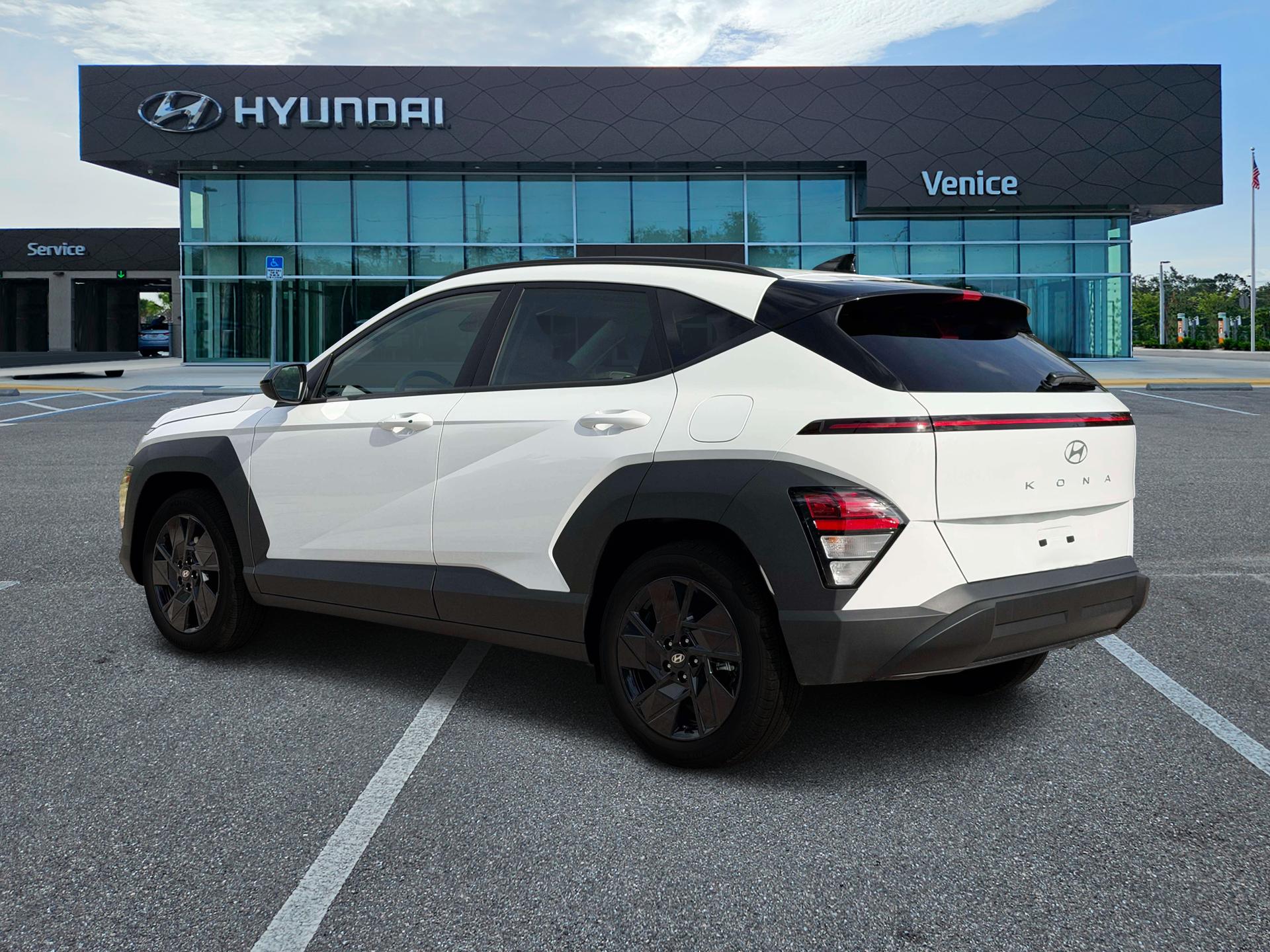2027 Hyundai KONA SEL Sport FWD - Image 4
