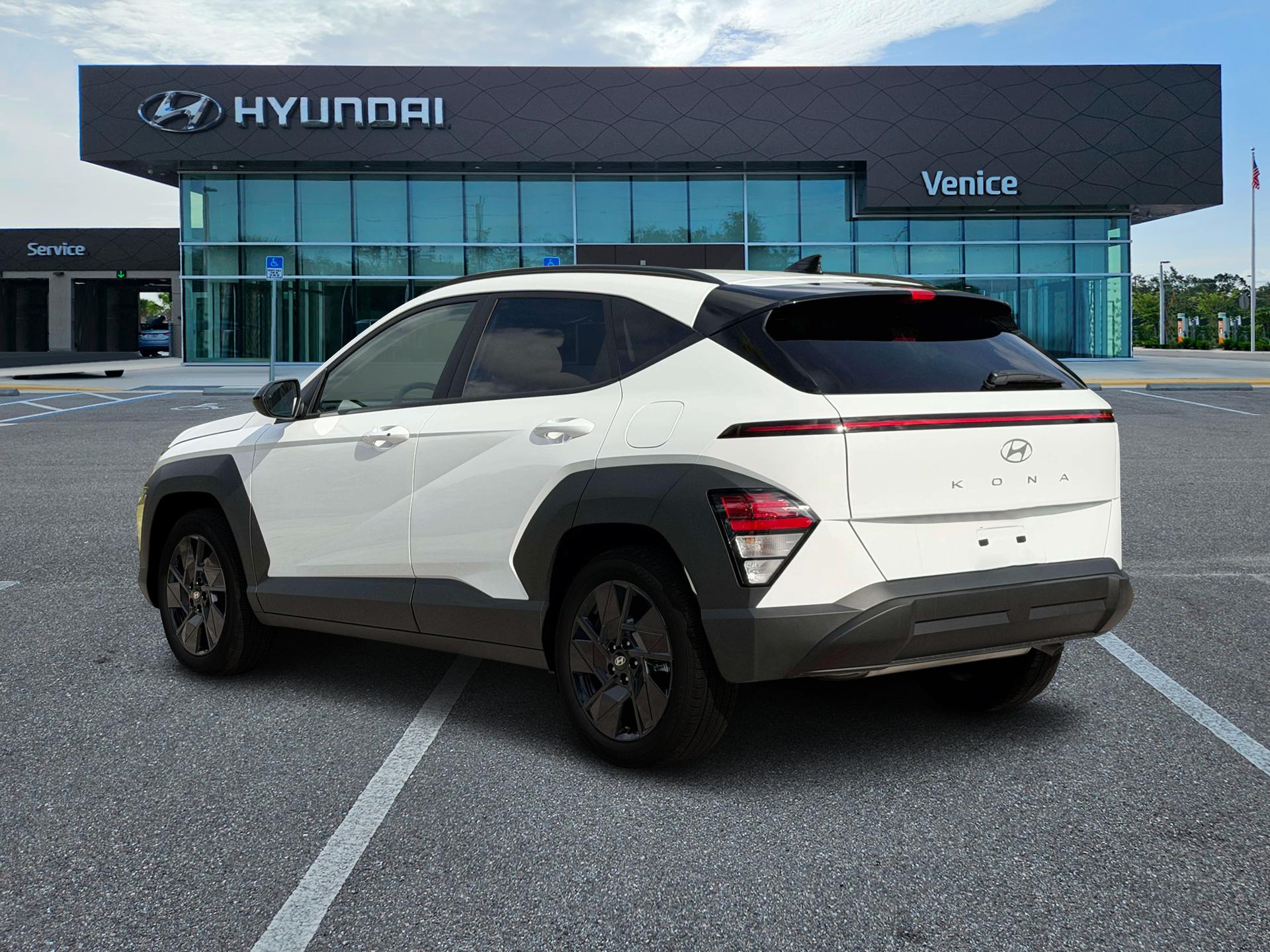2027 Hyundai KONA SEL Sport FWD - Image 5