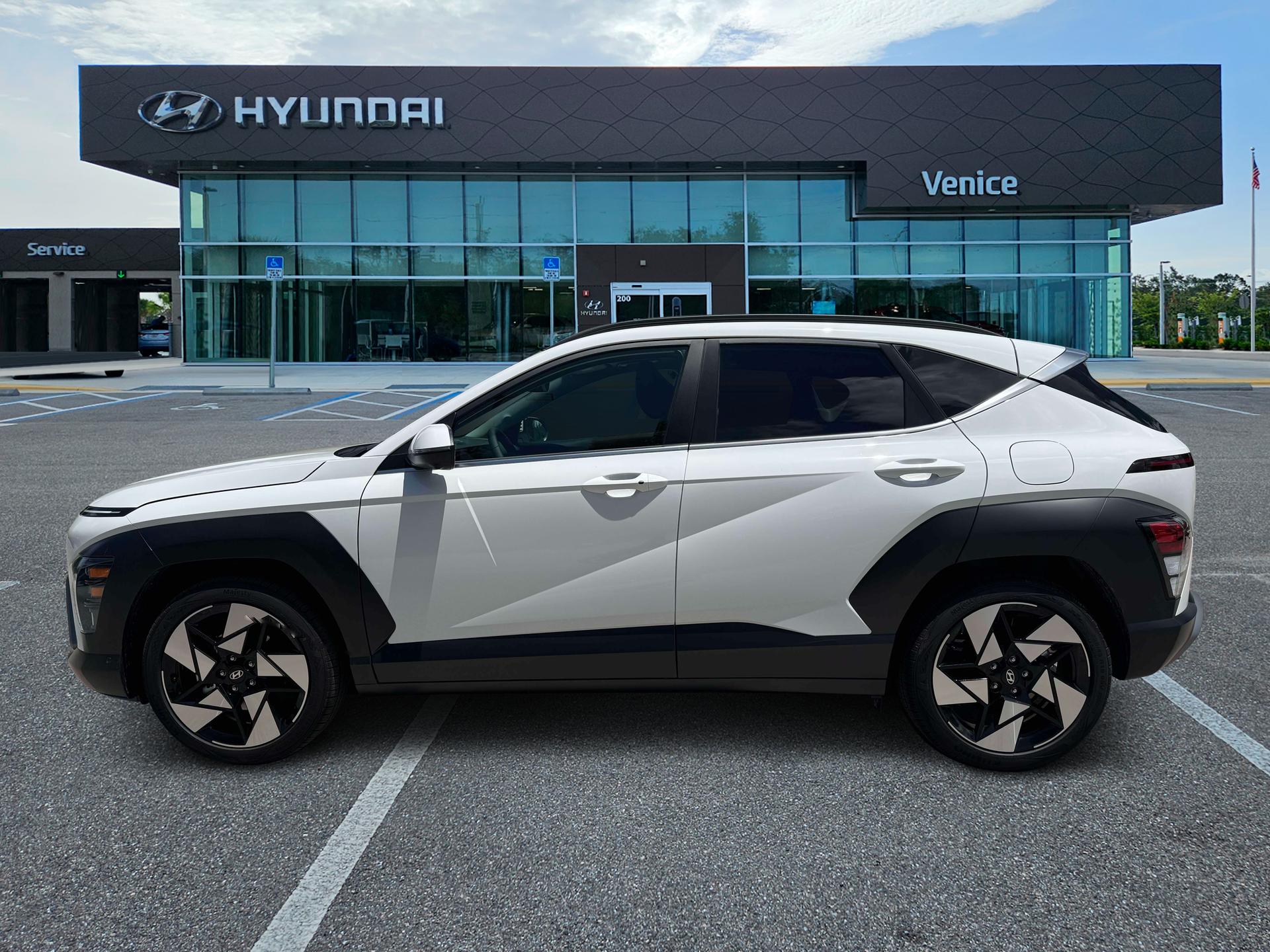 2027 Hyundai KONA Limited FWD - Image 3