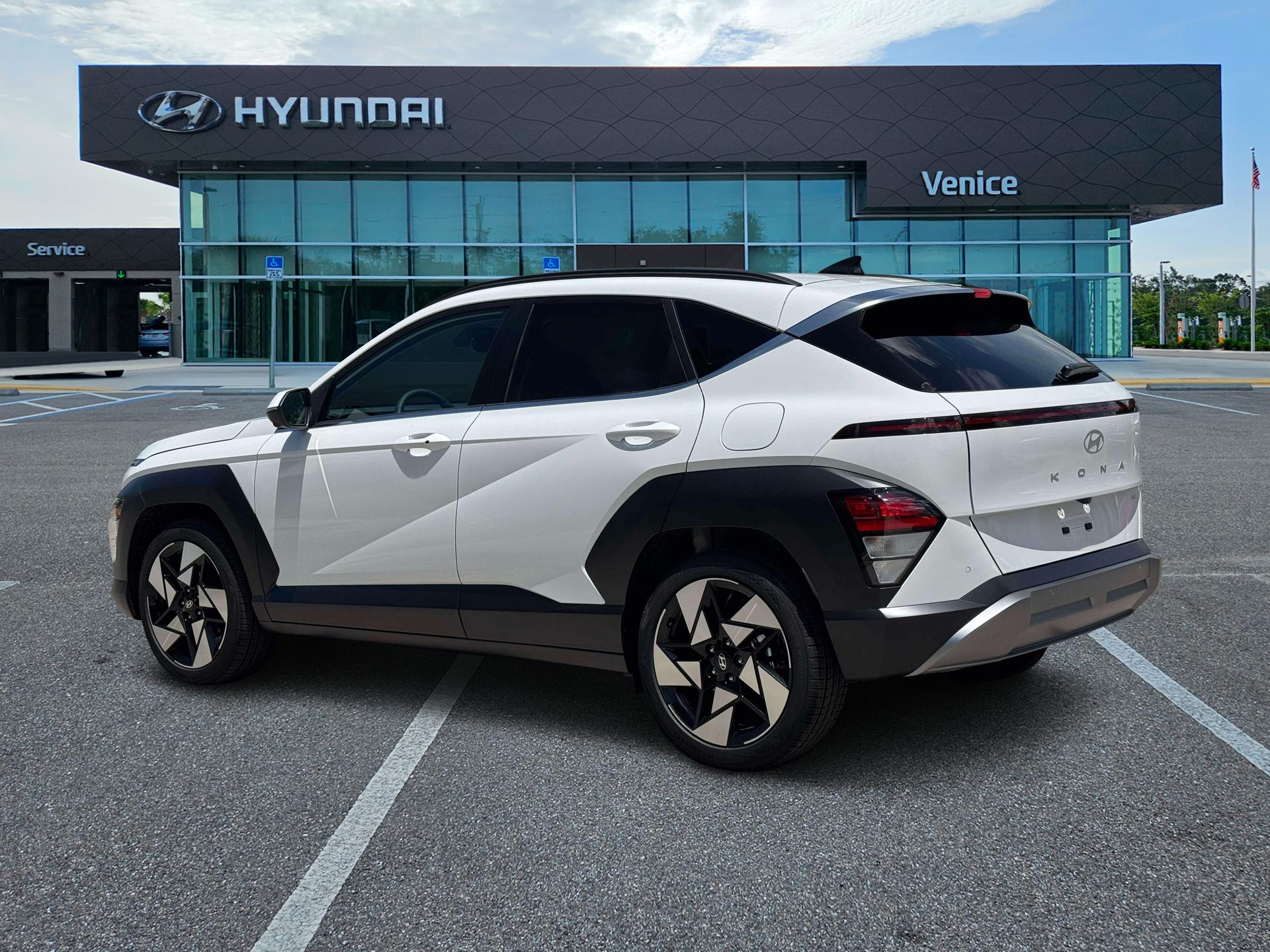 2027 Hyundai KONA Limited FWD - Image 4