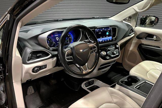 2021 Chrysler Pacifica Touring L