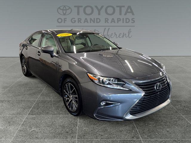 2016 Lexus ES 350 350 for sale in Grand Rapids, MI