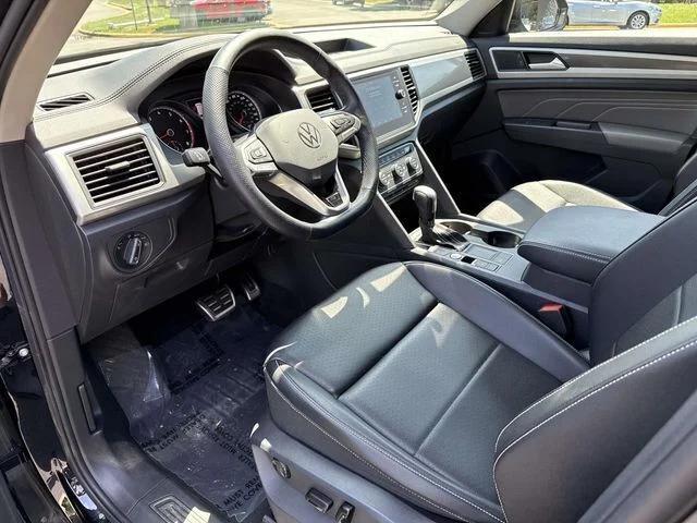 2021 Volkswagen Atlas 3.6L V6 SE w/Technology R-Line 2021 Volkswagen Atlas 3.6L V6 SE w/Technology R-Line