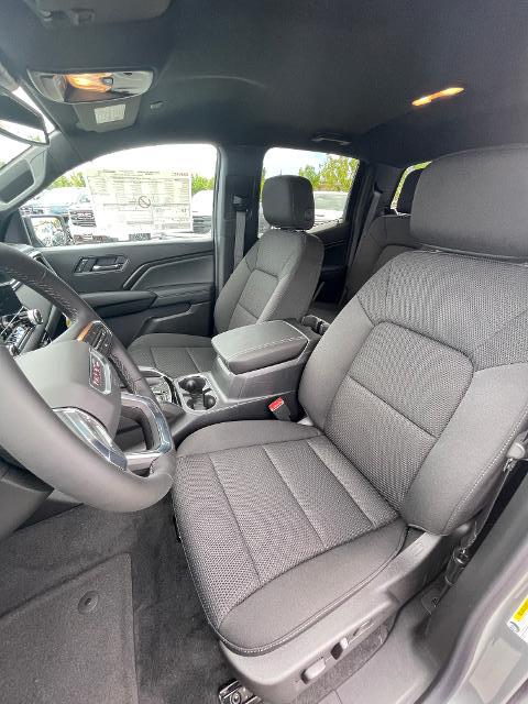 2026 GMC Canyon Elevation, 4WD