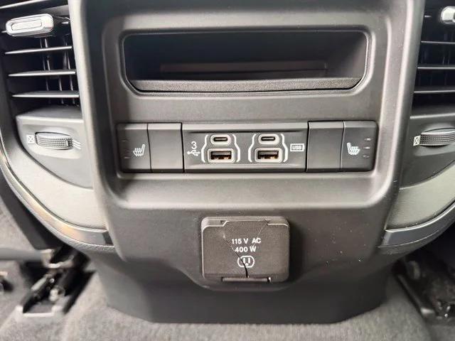 2019 Ram 1500 Limited Crew Cab 4x4 57 Box
