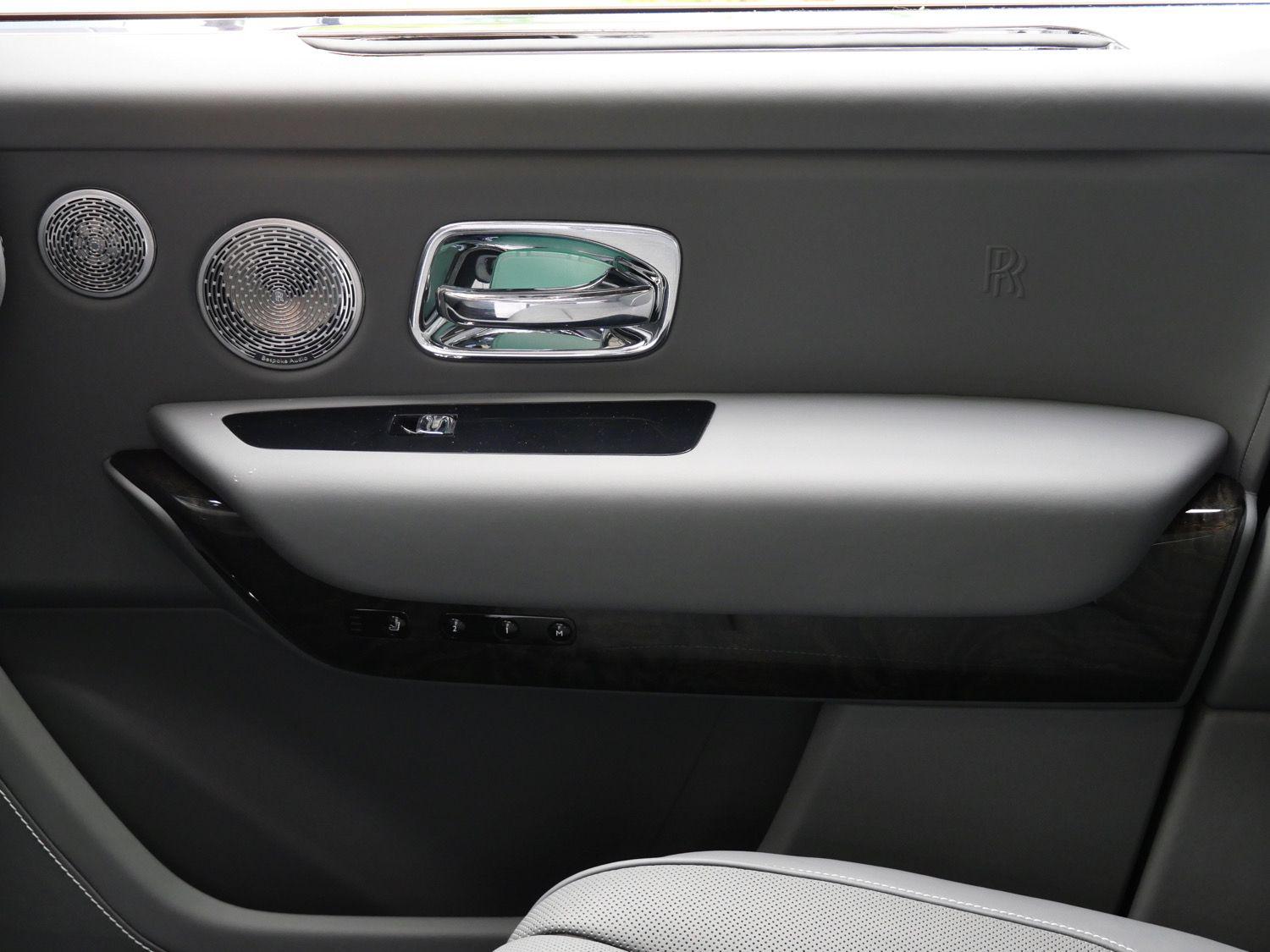 2024 Rolls-Royce Cullinan Base - Photo 11