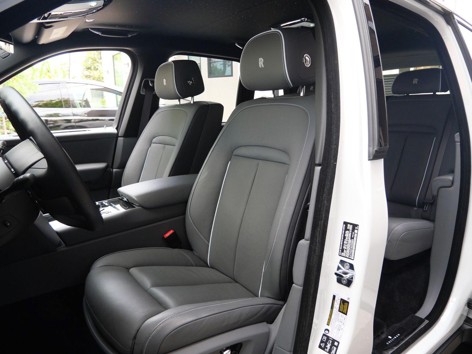 2024 Rolls-Royce Cullinan Base - Photo 27