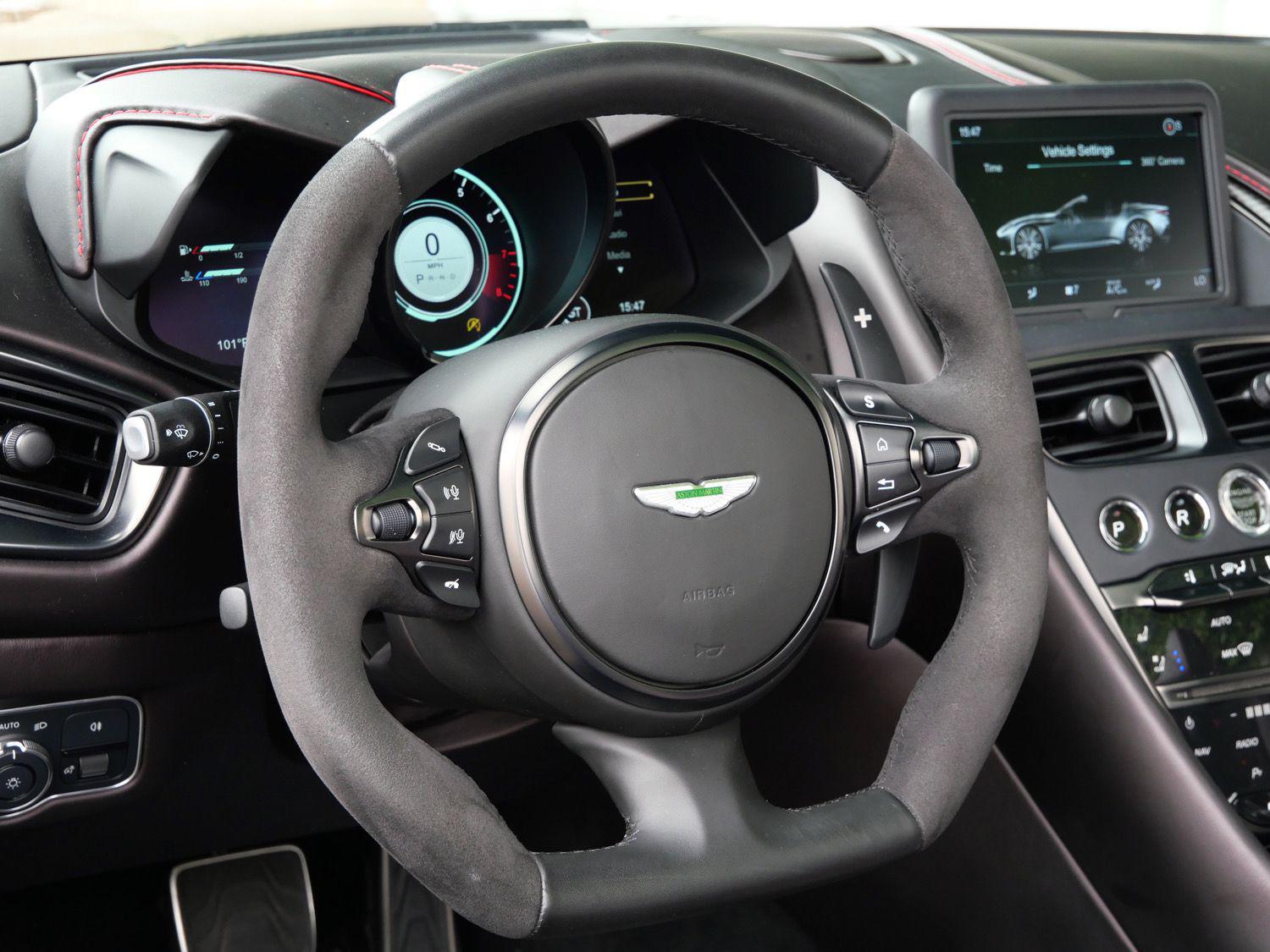 2023 Aston Martin DBS Base - Photo 11