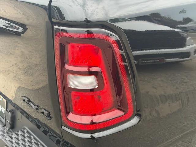 2026 Ram 1500 Express Crew Cab 4x4 57 Box