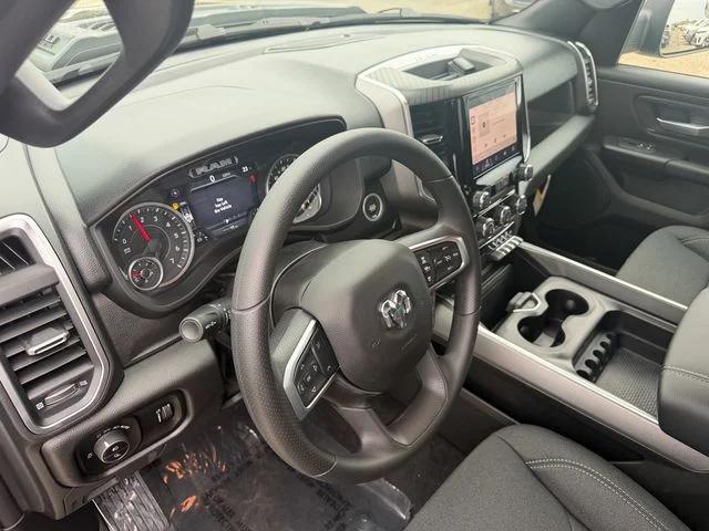 2026 Ram 1500 Express Crew Cab 4x4 57 Box
