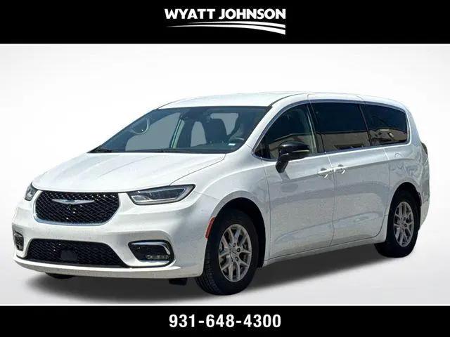 2024 Chrysler Pacifica Touring L for sale in Clarksville, TN