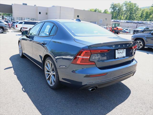 2021 Volvo S60 T6 Momentum