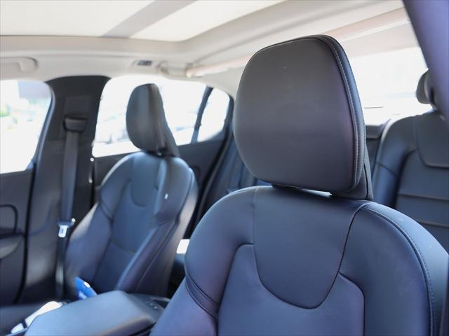 2021 Volvo S60 T6 Momentum