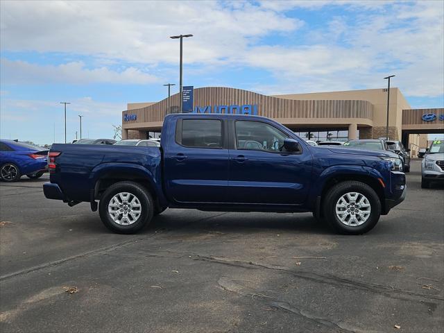 2022 Nissan Frontier Crew Cab SV 4x2