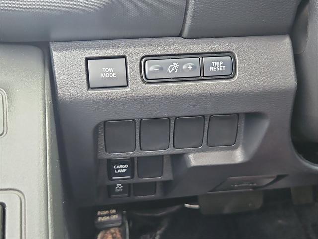 2022 Nissan Frontier Crew Cab SV 4x2