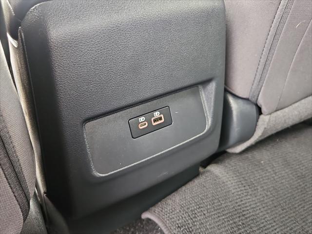 2022 Nissan Frontier Crew Cab SV 4x2