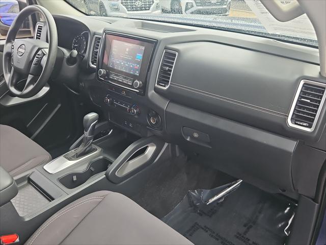 2022 Nissan Frontier Crew Cab SV 4x2