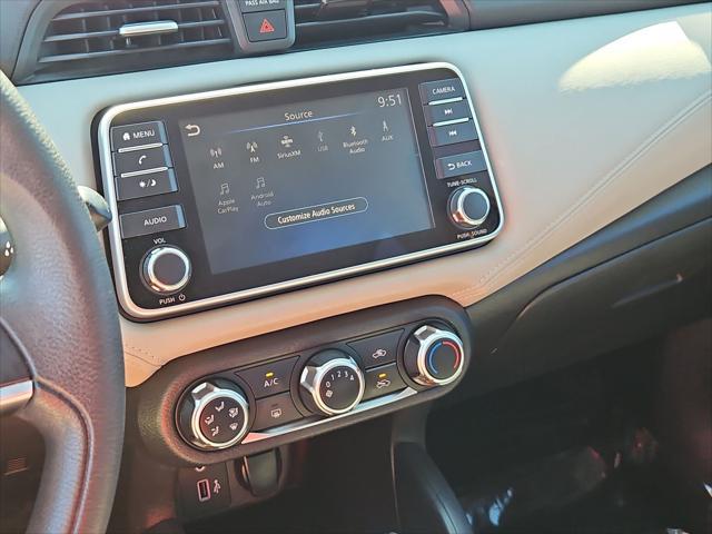 2020 Nissan Versa SV Xtronic CVT