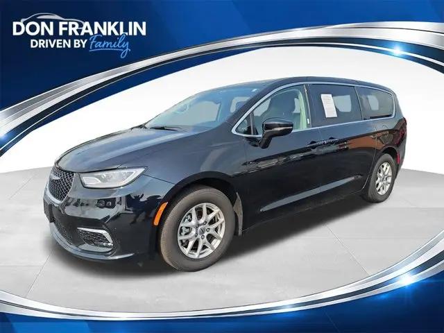 2024 Chrysler Pacifica Touring L for sale in Bardstown, KY