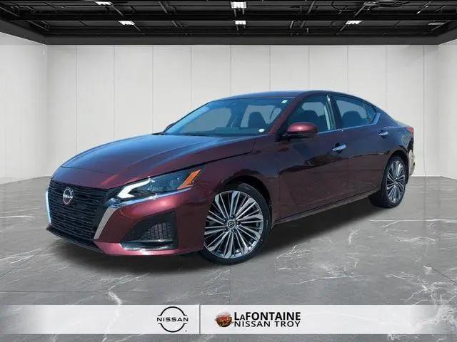 2023 Nissan Altima SL FWD for sale in Troy, MI