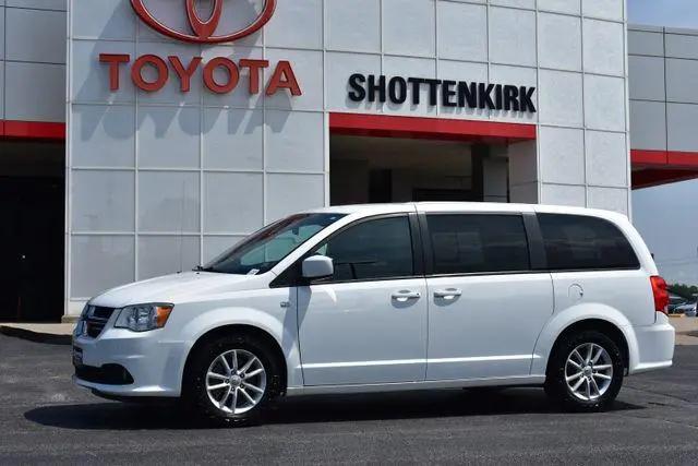 2019 Dodge Grand Caravan SE 35th Anniversary Edition for sale in Quincy, IL