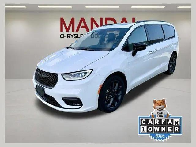 2025 Chrysler Pacifica Limited for sale in D'Iberville, MS